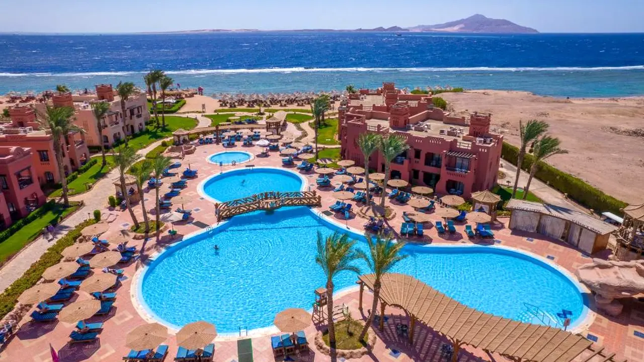 Charmillion Sea Life Resort